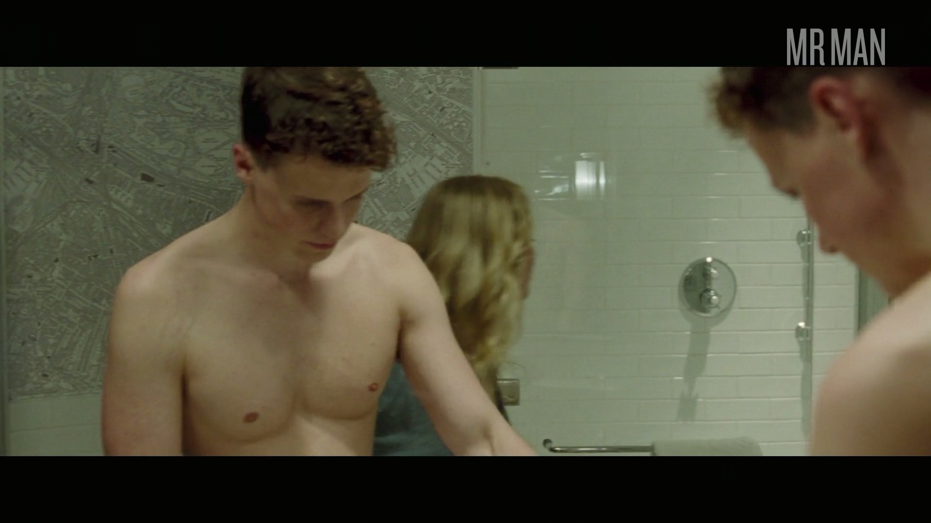 Hottest Ruairi O'Connor Scene in The Postcard Killings. Shirtless. 55208