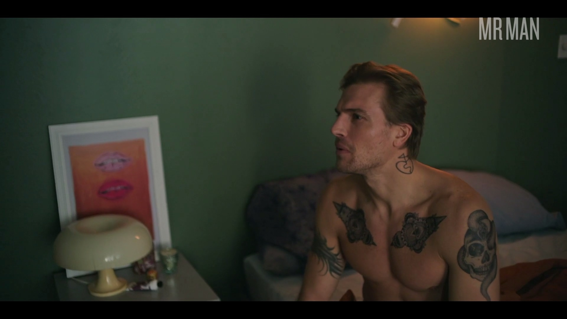 Hottest Luke Gulbranson Scene in The Flight Attendant. Shirtless. 56024