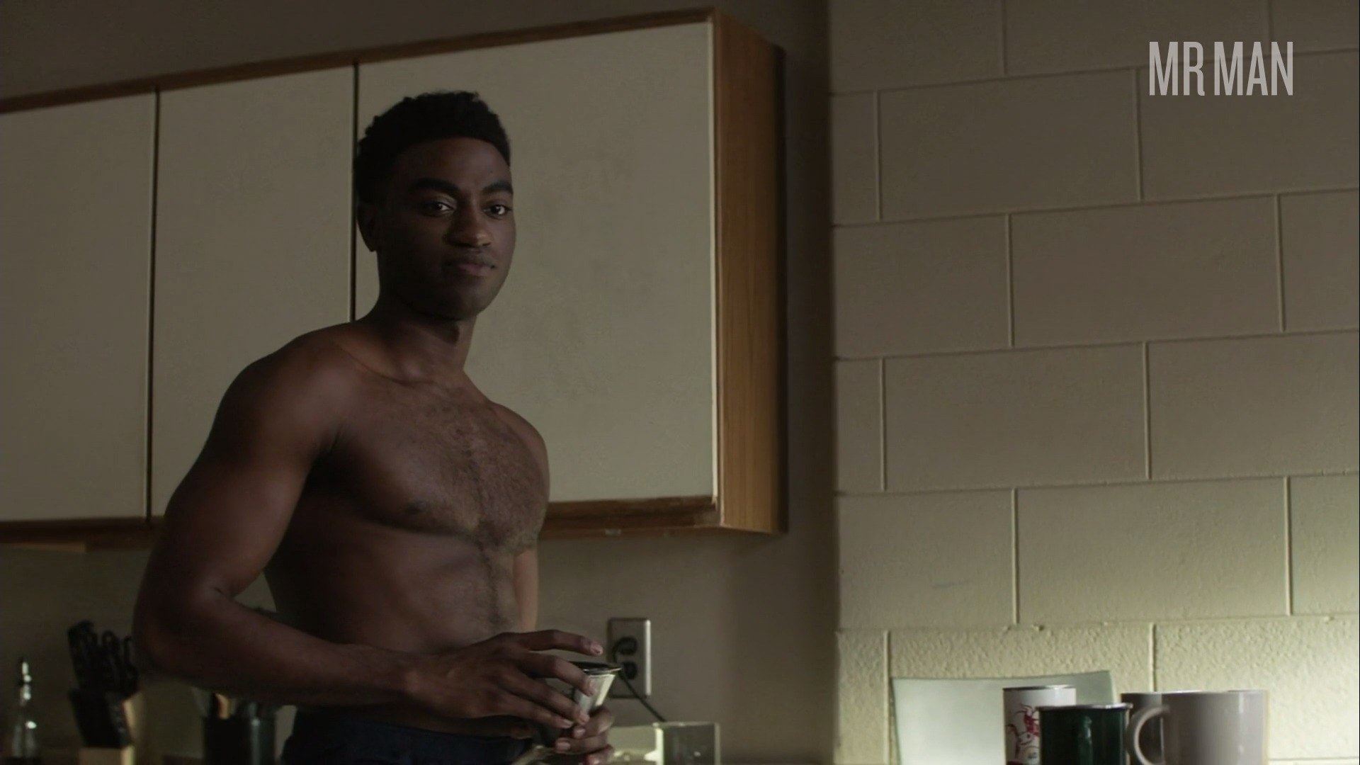 Hottest Jelani Alladin Scene in The Walking Dead: World Beyond. Gay, Shirtless, bulge, sexy. 56264