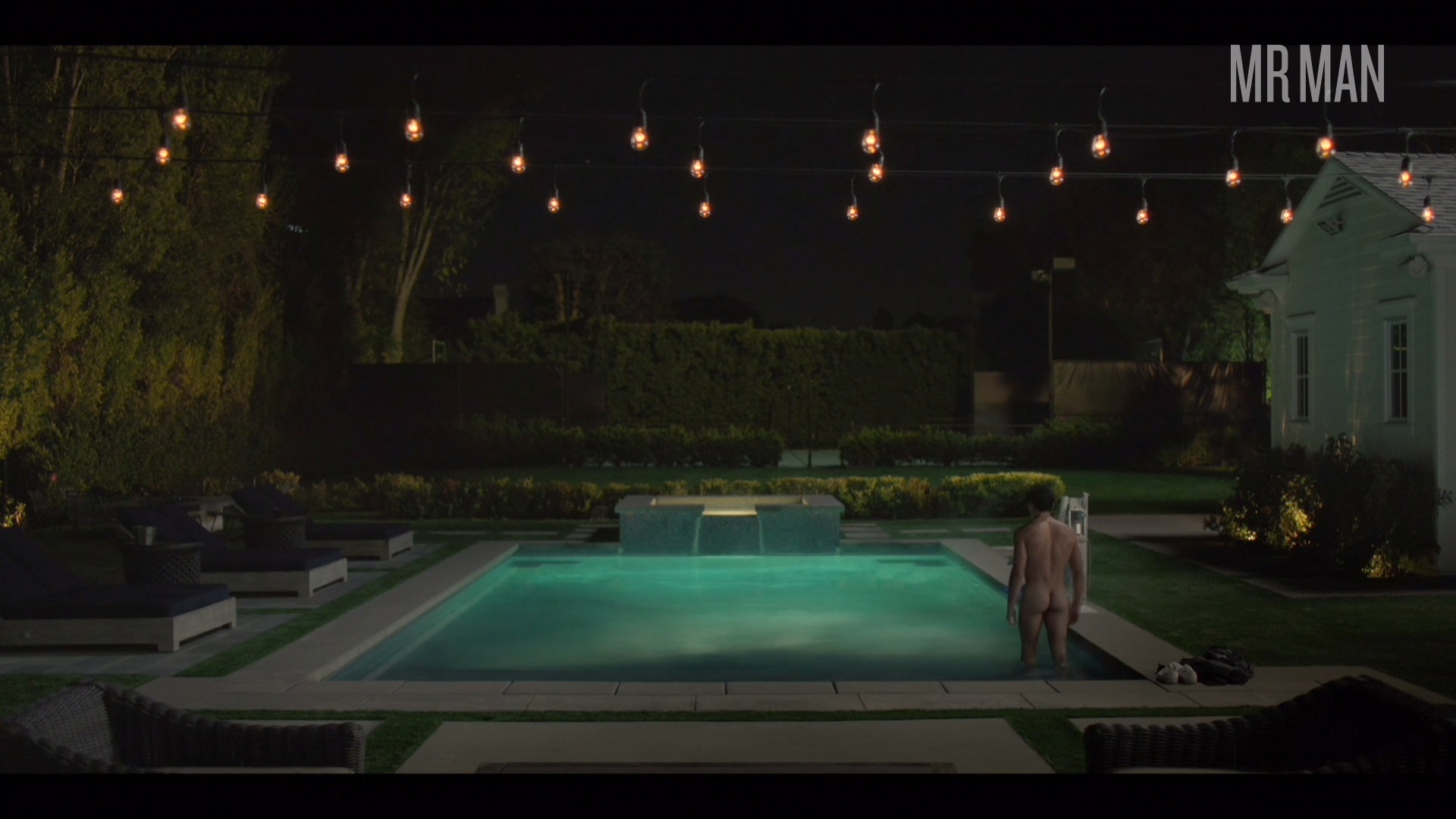 Anthony Ramos Nude as Eladio Restrepo. Butt, Shirtless, Underwear. 62000