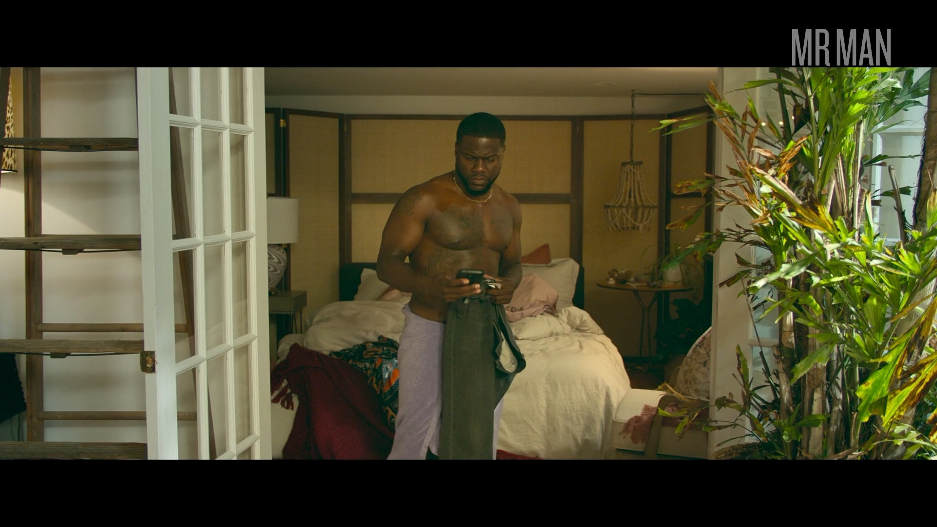 Kevin Hart in Fatherhood (2021) Sexy Shirtless Sexy Shirtless 62333