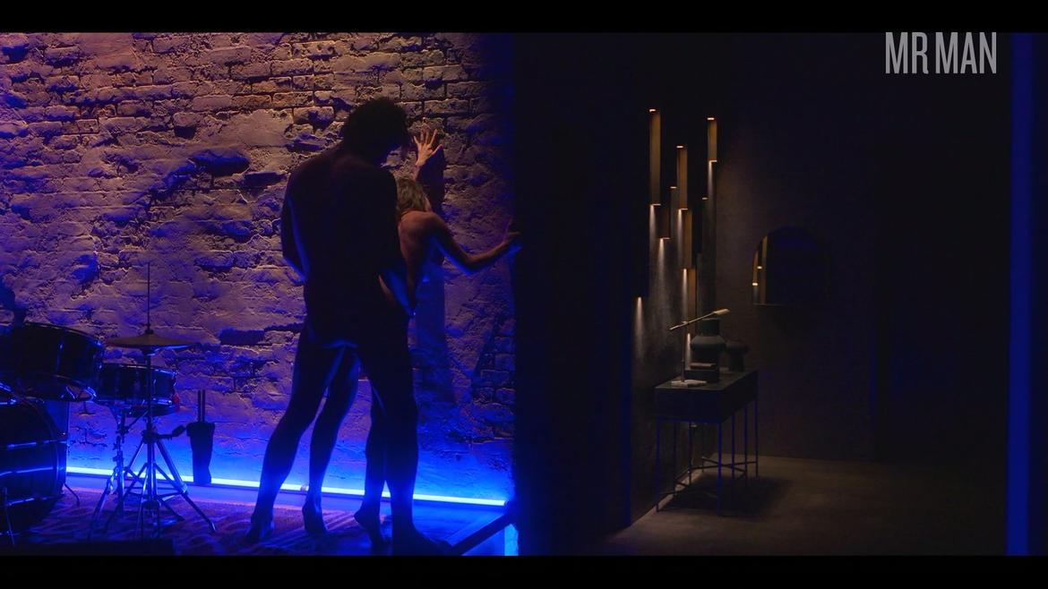Against the Wall Nudity! Fetish Balls Barefoot 882