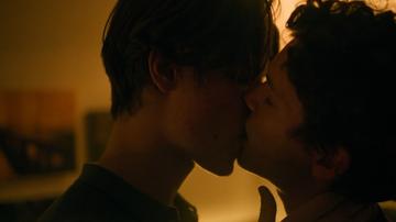 Sexiest Scenes of Wilhelm of Sweden from Young Royals. Gay, Sexy, Shirtless, butt, underwear. 62627