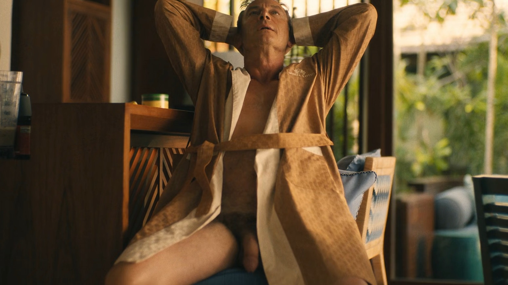 Jason Isaacs Nude in The White Lotus. Penis, Prosthetic, Balls, shirtless. 81226