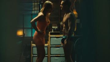 Hottest Julian Kostov Scene in The White Lotus. Bulge, Shirtless, Straight, Underwear. 81326