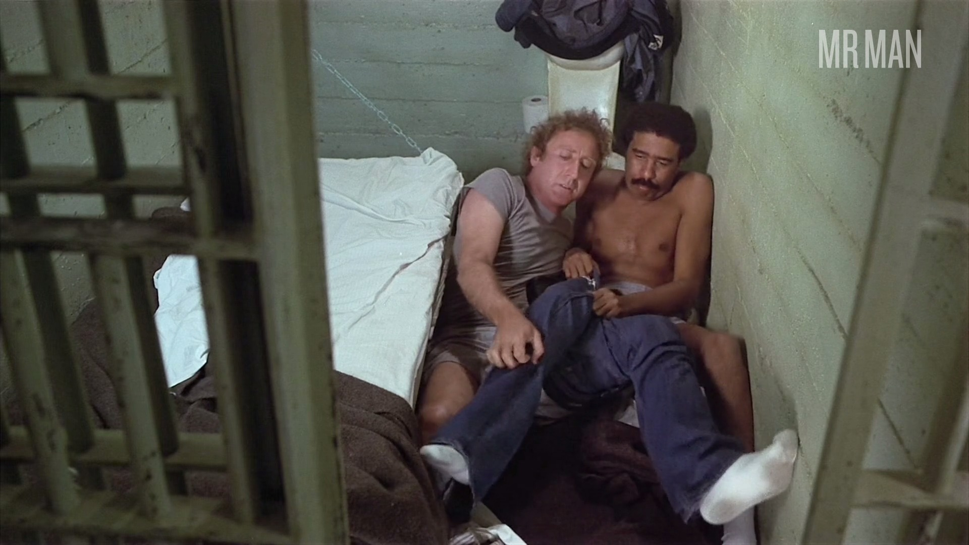 Sexiest Scenes of Harry Monroe from Stir Crazy. Shirtless. 63077