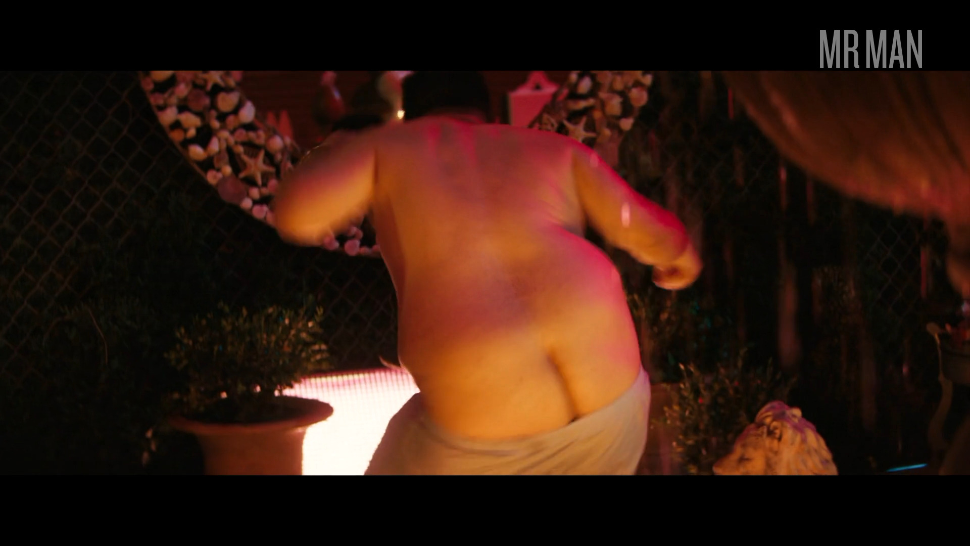 Vincent Ingrisano Naked as Suckling Gangster. Butt, Shirtless. 65163