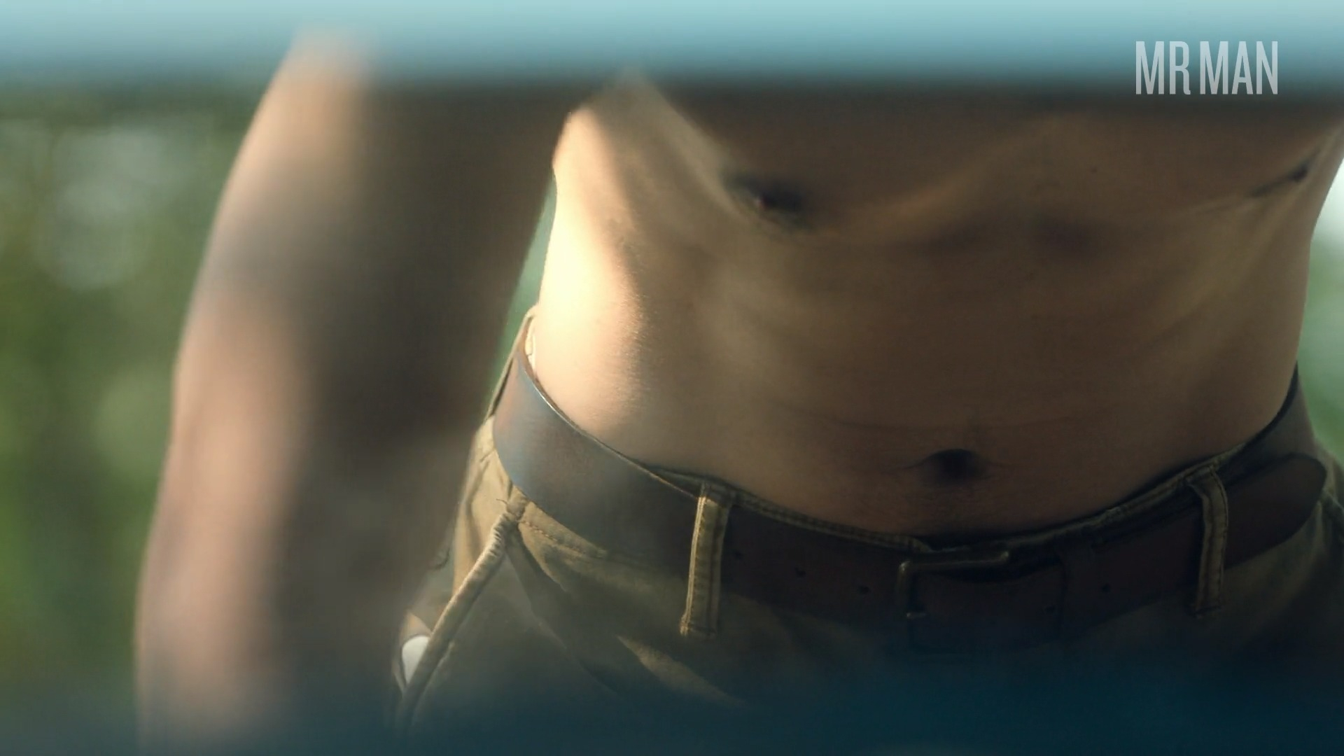 Hottest Wanchai Scenes. Shirtless. 65223