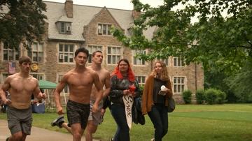 Gavin Leatherwood in The Sex Lives of College Girls (2021-2025) Shirtless Butt Sexy 67107
