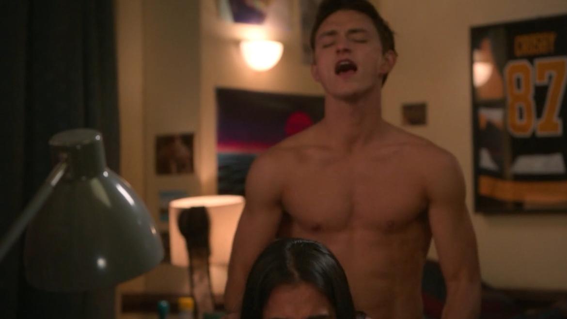 Will Ropp in The Sex Lives of College Girls (2021-2025) Sexy Shirtless Straight Sexy Shirtless 67302