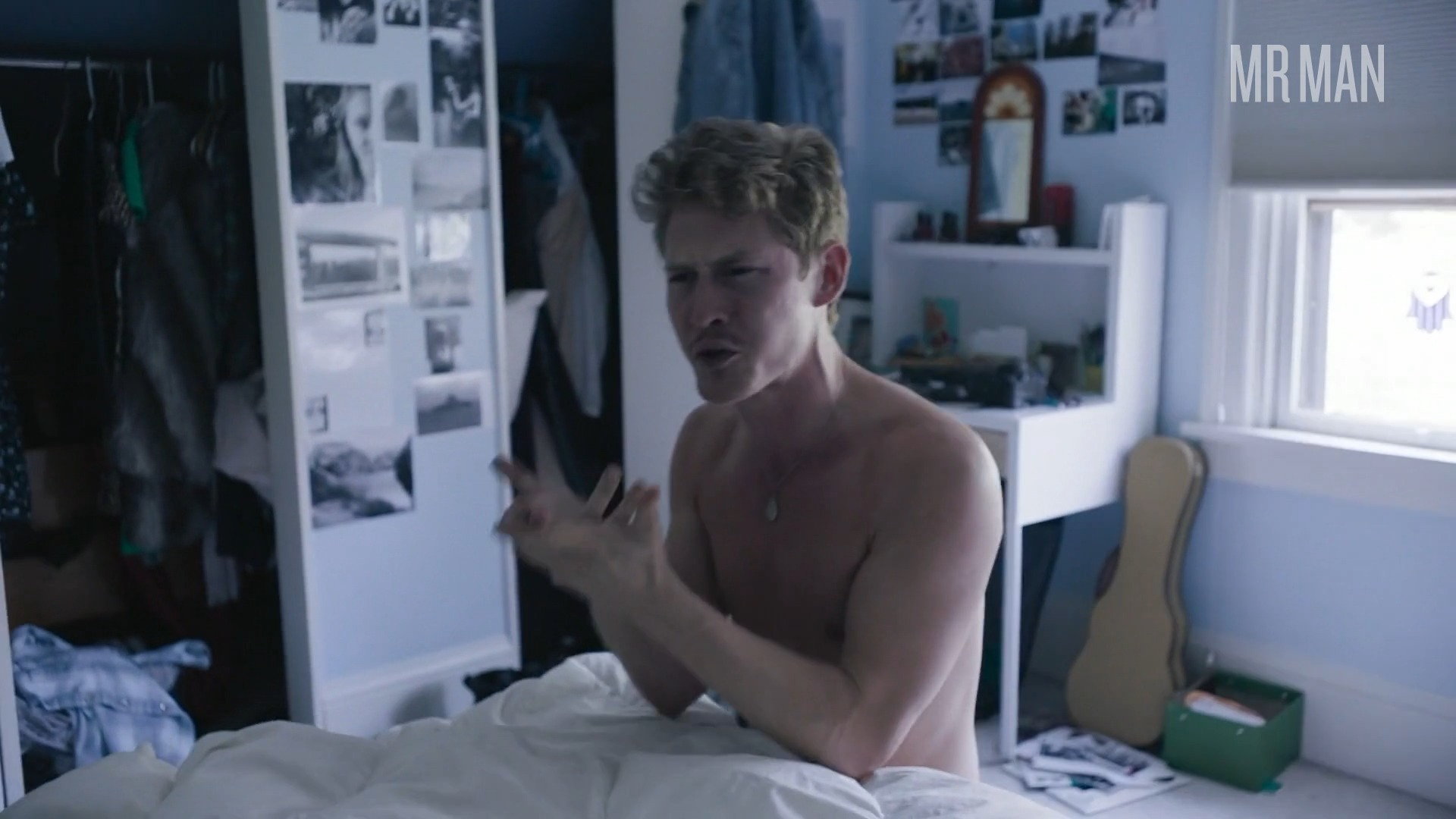 Nudes of Tony from Sophie Jones. Butt, Shirtless, Straight. 68472
