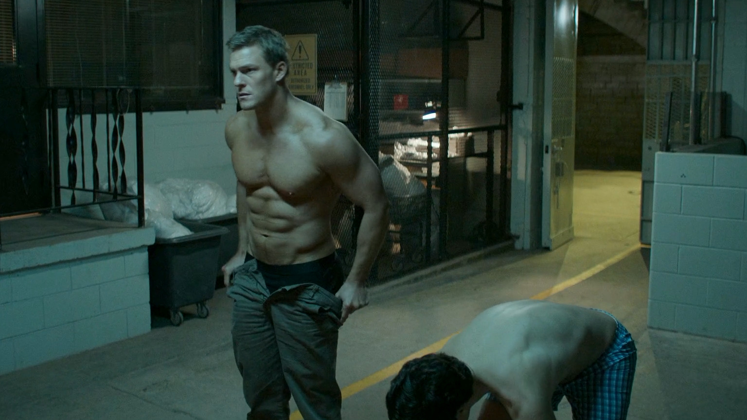 Reacher's Sexiest Scenes with Alan Ritchson. Shirtless, Underwear, bulge, butt. 69432