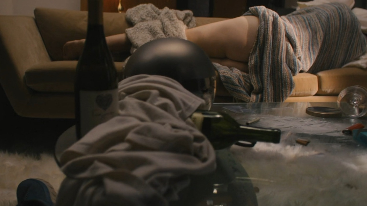 Greg Kinnear Naked as Terry Phelps. Butt. 77421