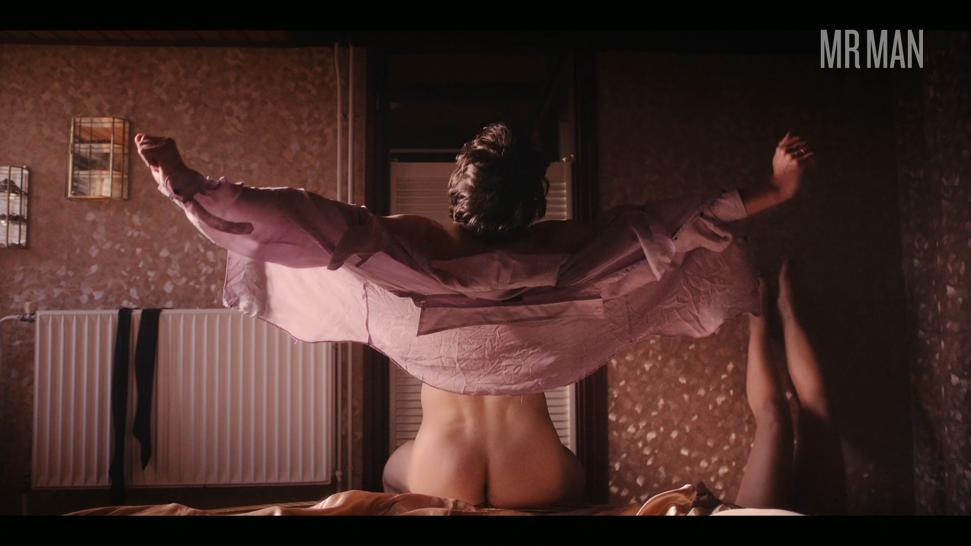 Minne Koole Naked as Frank Stigter. Butt, Sexy, Shirtless, Straight, underwear. 71109