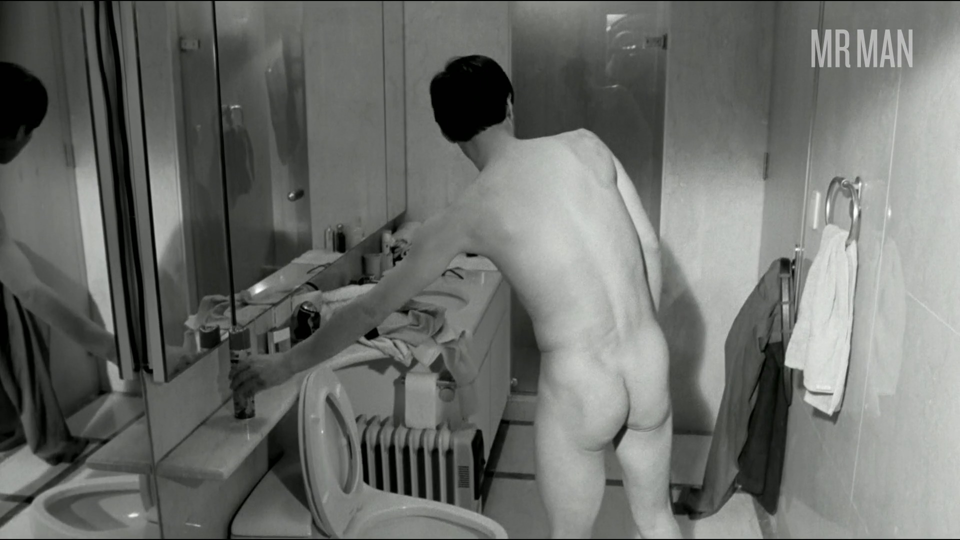 Nudes of N/A from Virgin Stripped Bare by Her Bachelors. Butt, shirtless. 72102