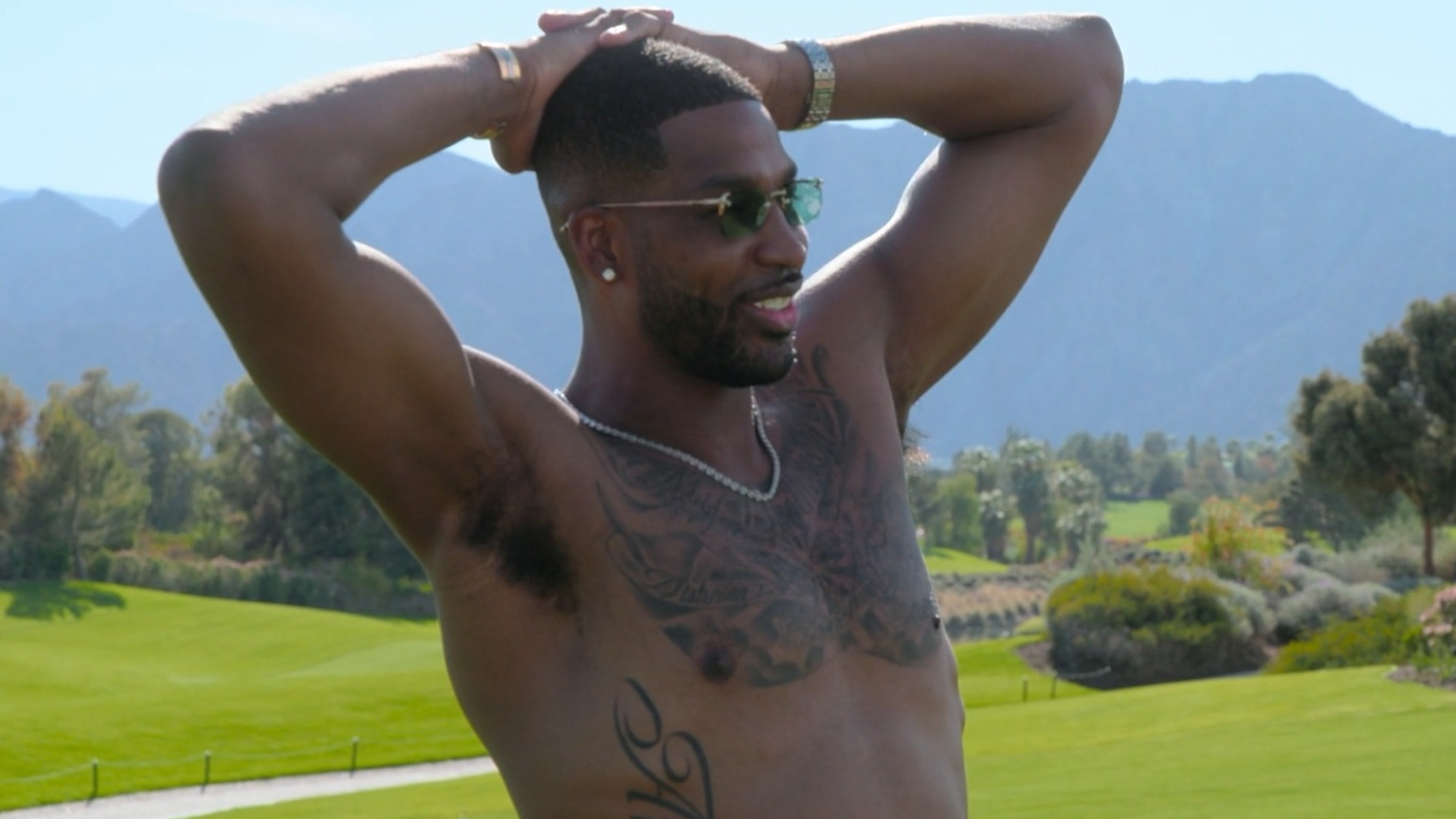 Sexiest Self Scenes. Shirtless. 77398