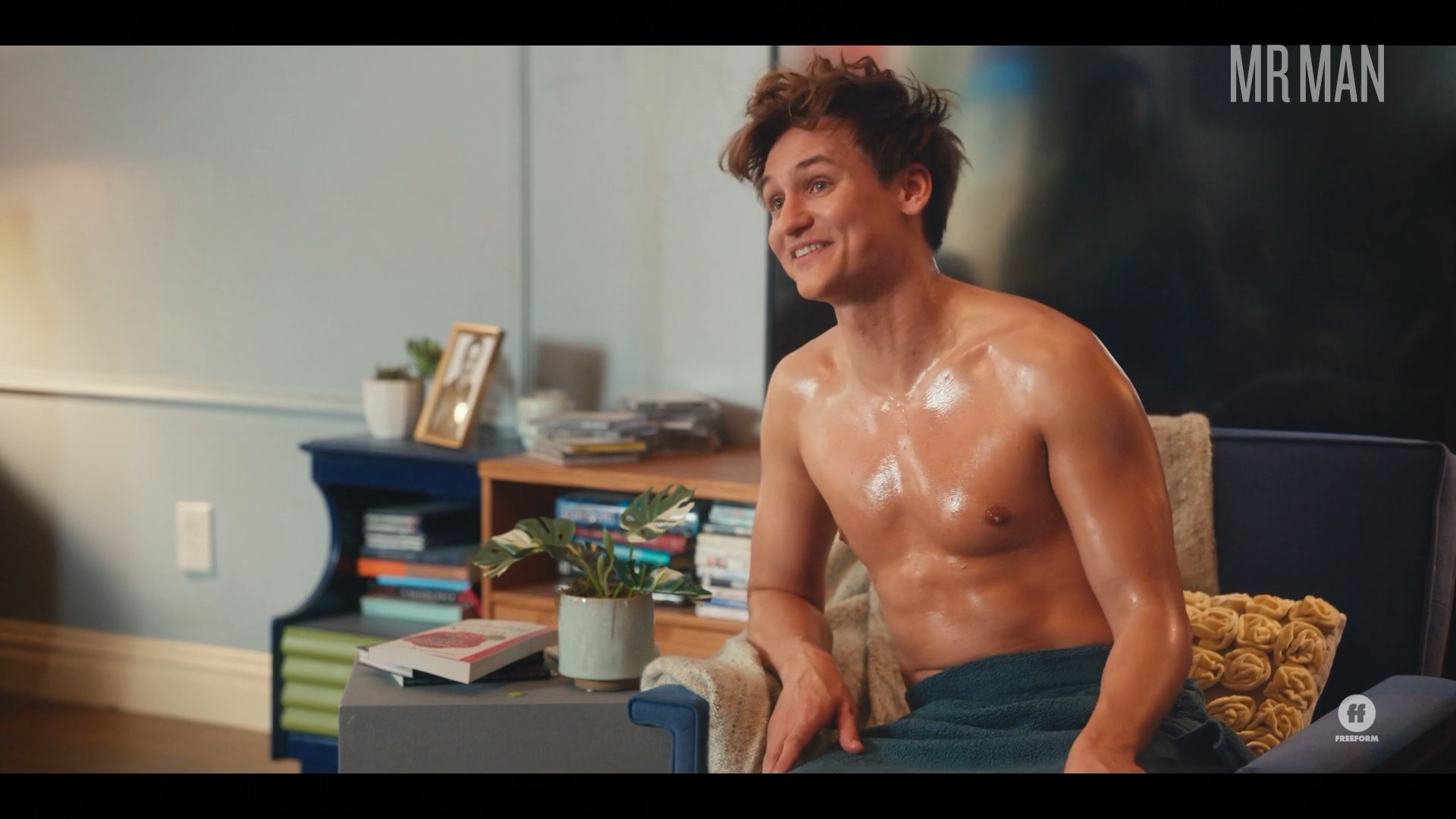 Sexiest Scenes of Michael from Everything's Trash. Shirtless. 73487