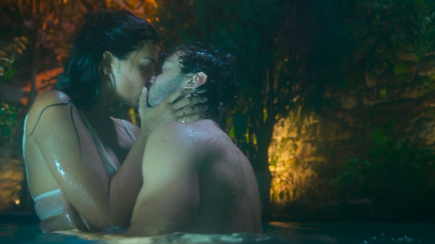 Another Self's Sexiest Scenes with Aytaç Şaşmaz. Shirtless, Straight, bathing suit, bulge. 79542