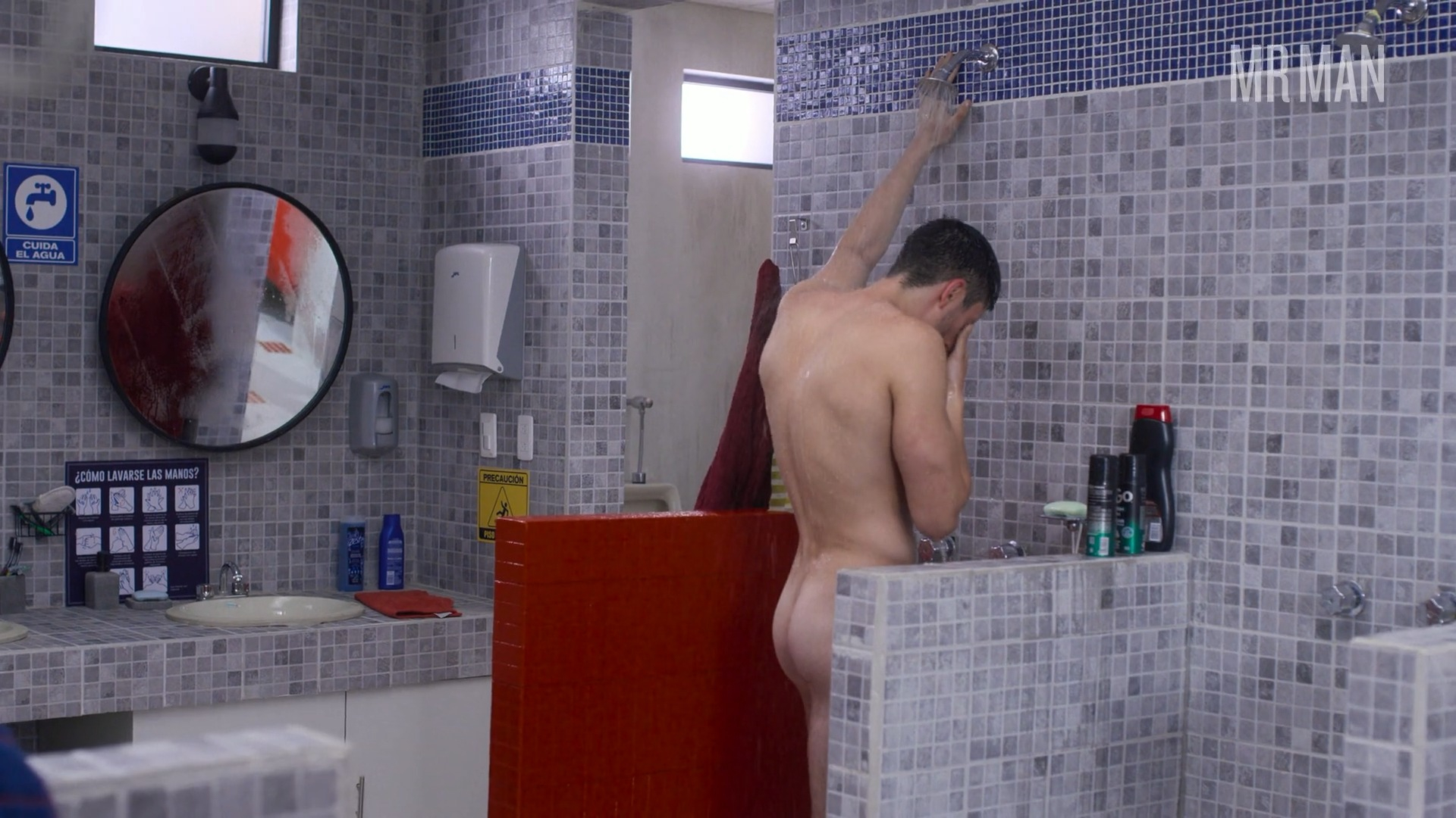 Iván Amozurrutia Nude in High Heat. Butt, Shirtless, sexy, straight. 73714
