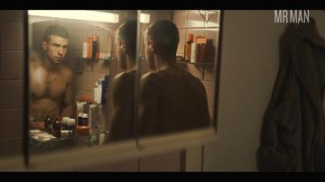 Sexiest Scenes of Tom Lateur from Under Fire. Shirtless. 73793