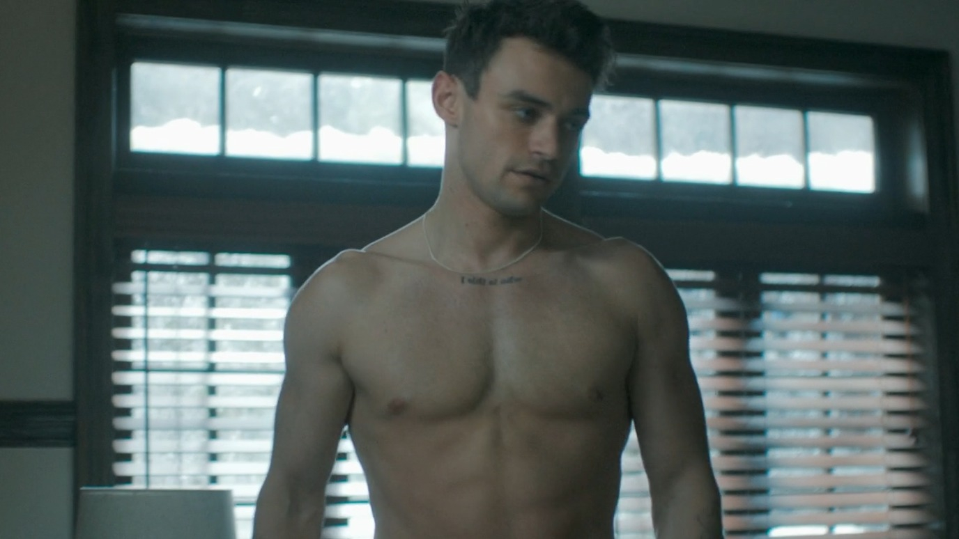 Sexiest Leo Scenes. Shirtless, Straight, butt, underwear. 80260