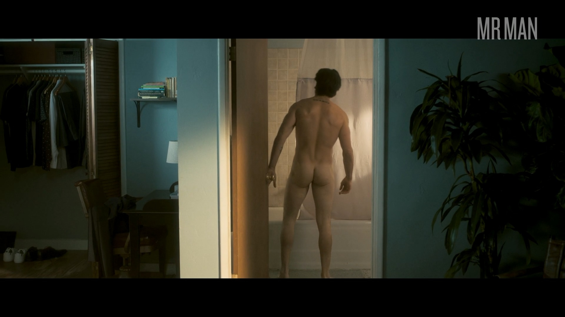 Jon Bernthal Nude as Julian Kaye. Butt, Shirtless, bulge, sexy. 74096