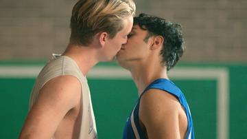 Thomas Weatherall, Bryn Chapman Parish in Heartbreak High (2022-2024) Gay Gay Shirtless 74000