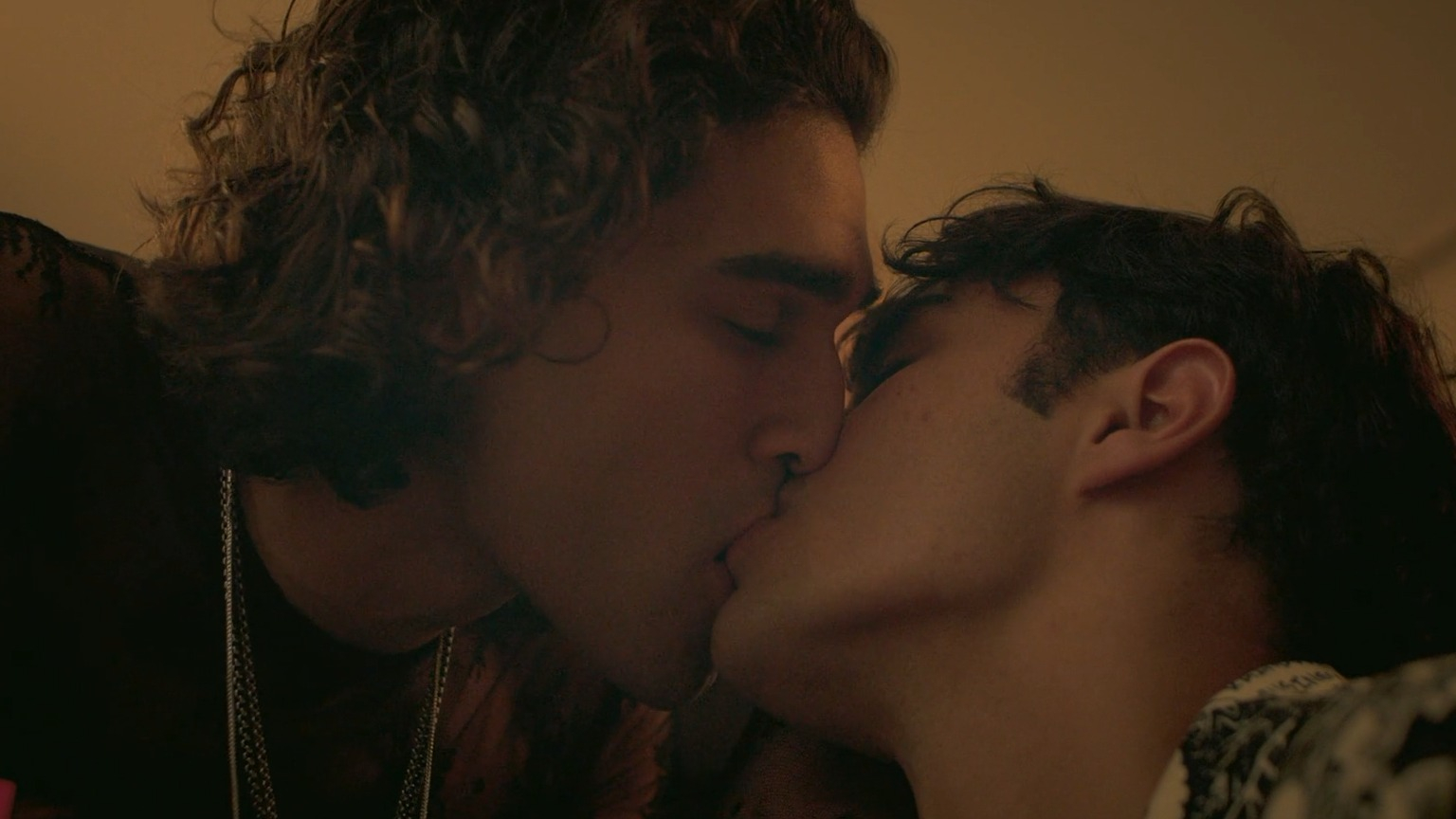 Heartbreak High's Sexiest Scenes with Thomas Weatherall. Gay, shirtless, underwear. 74004