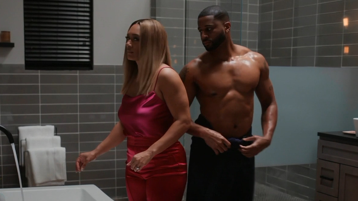 Sexiest Scenes of Zac from Zatima. Shirtless, butt, sexy. 75545