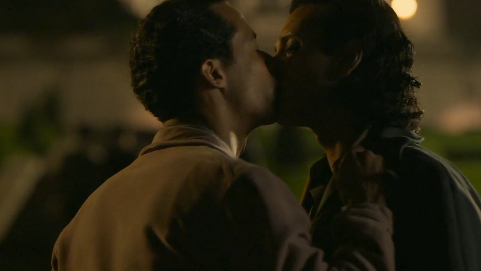 Sexiest Louis de Pointe du Lac Scenes. Gay, bulge, sexy. 79390
