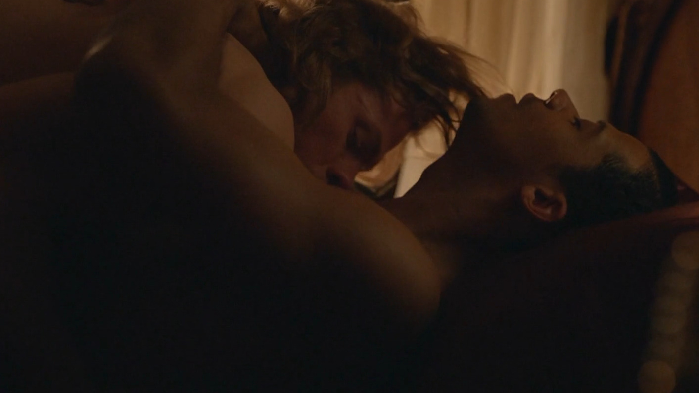 Sexiest Scenes of Lestat de Lioncourt from Interview with the Vampire. Gay, Sexy, Shirtless, bulge, butt. 74267