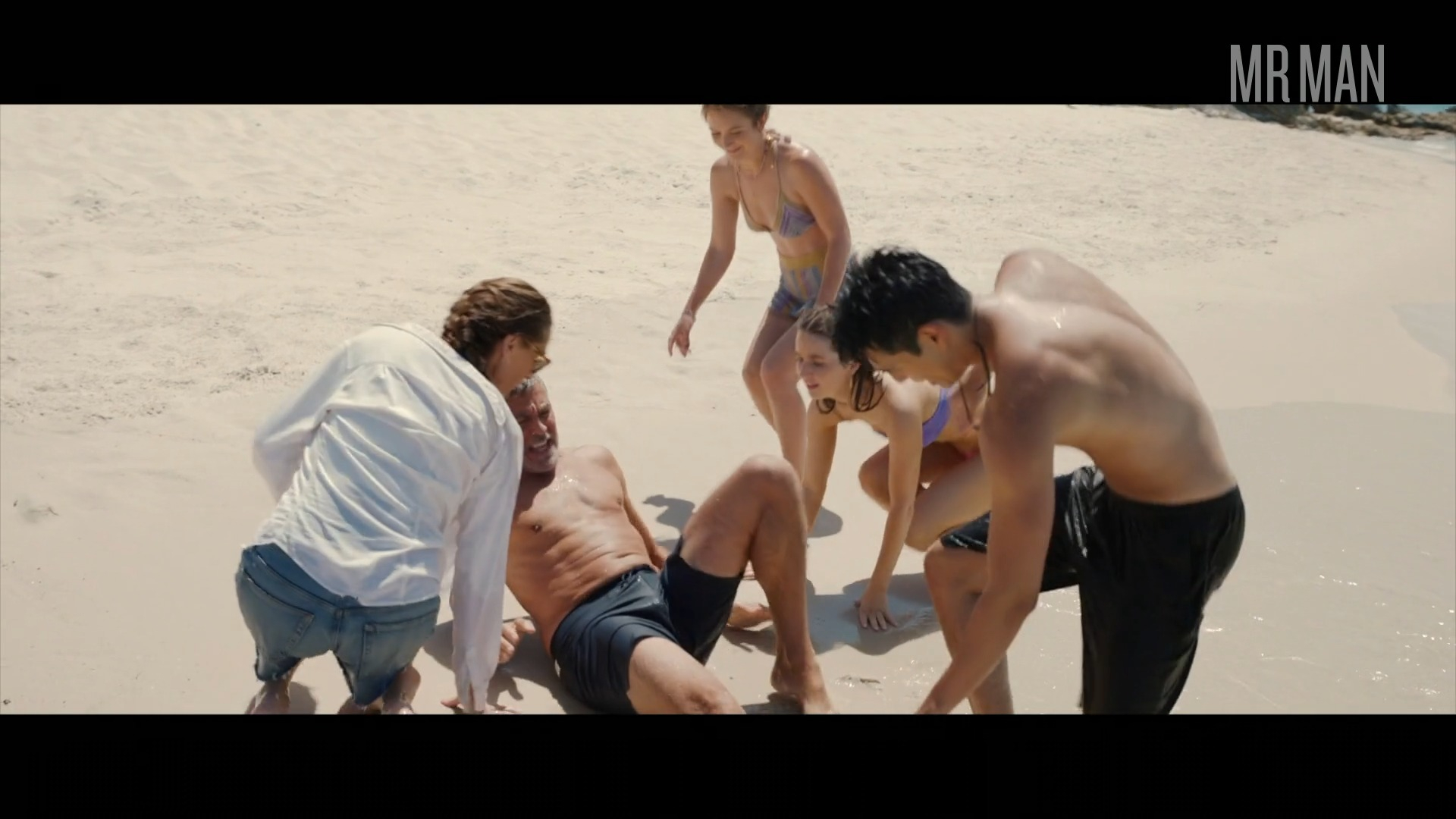 Hottest George Clooney Scene in Ticket to Paradise. Bathing Suit, Shirtless, sexy, straight. 74558