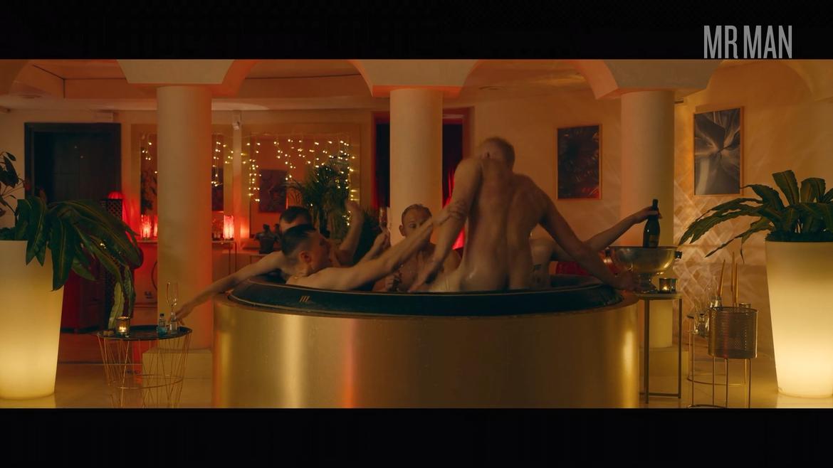 Karol Bernacki Nude as Mariusz. Butt, Shirtless. 75650