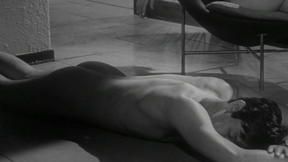 Jo Shishido Nude in Branded to Kill. Butt, shirtless, underwear. 76084