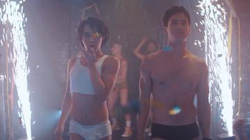 Miss Benny, Michael Rosen in Glamorous (2023) Bulge Gay Sexy Underwear Shirtless Bulge Gay 76275