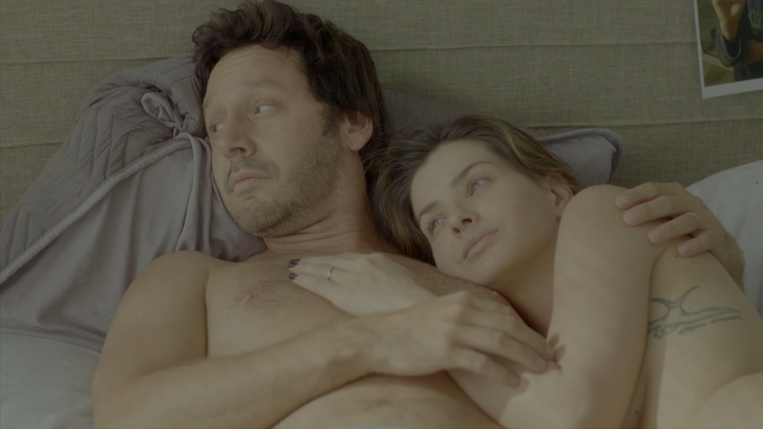Sexiest Scenes of Elías from Alternative Therapy. Shirtless, butt, straight. 76919