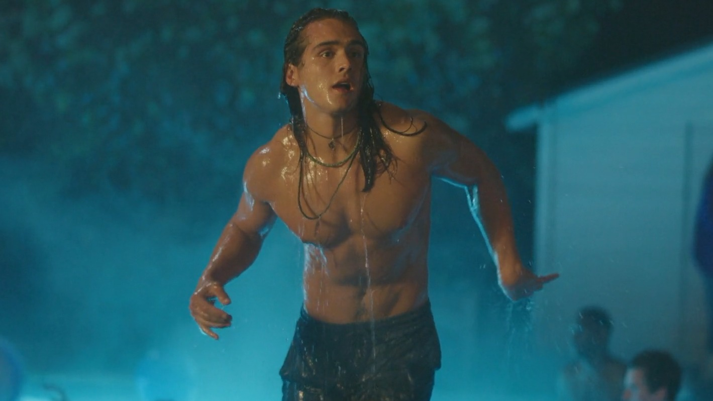 Charlie Gillespie in Totally Killer (2023) Shirtless Shirtless 77132