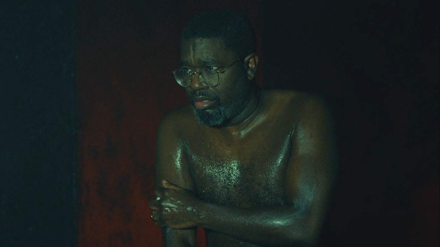 Lil Rel Howery Naked in The Mill. Butt, Shirtless. 77155