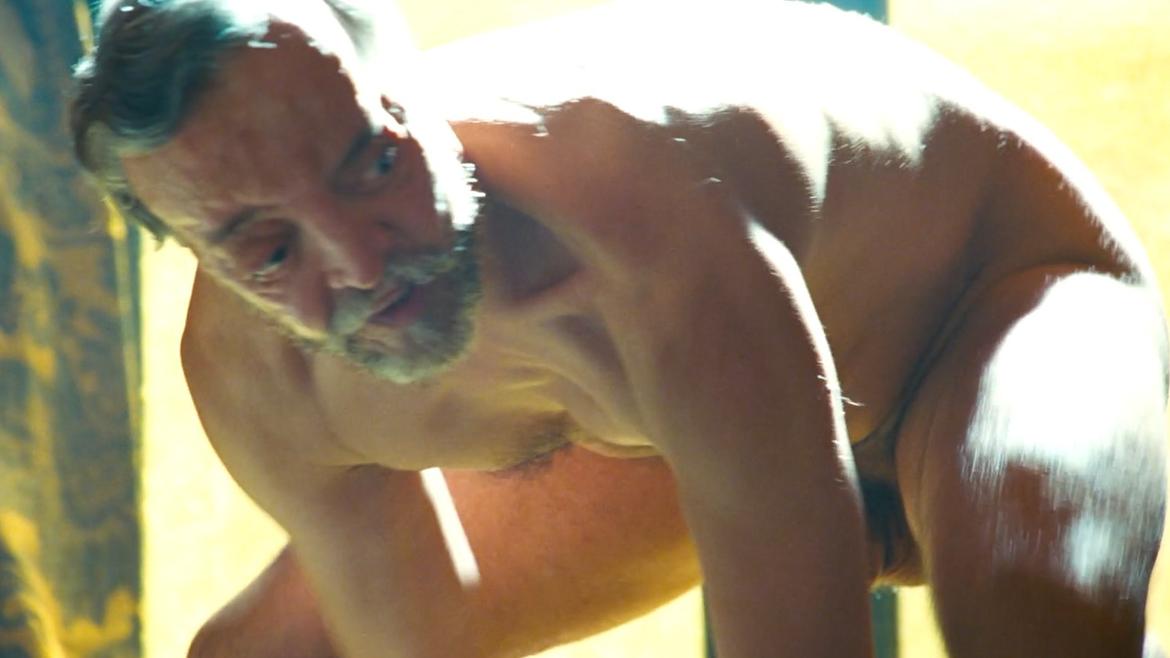 Laurent Borel in Poor Things (2023) Balls Penis Shirtless Straight Balls Penis 78375