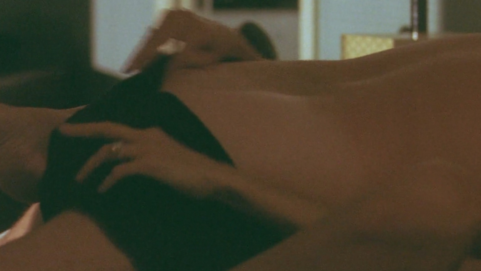 Ryan O'Neal Nude as Richard Miller. Shirtless, Straight, Underwear, Butt. 77252