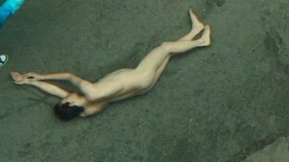 Tom Mothersdale Nude in Bodies. Butt, Shirtless, balls, penis. 77254