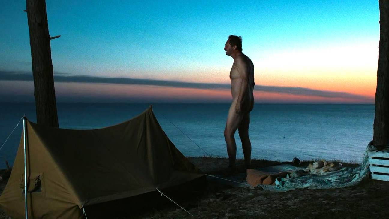Andrzej Konopka Naked in Absolute Beginners. Butt, Shirtless. 77323
