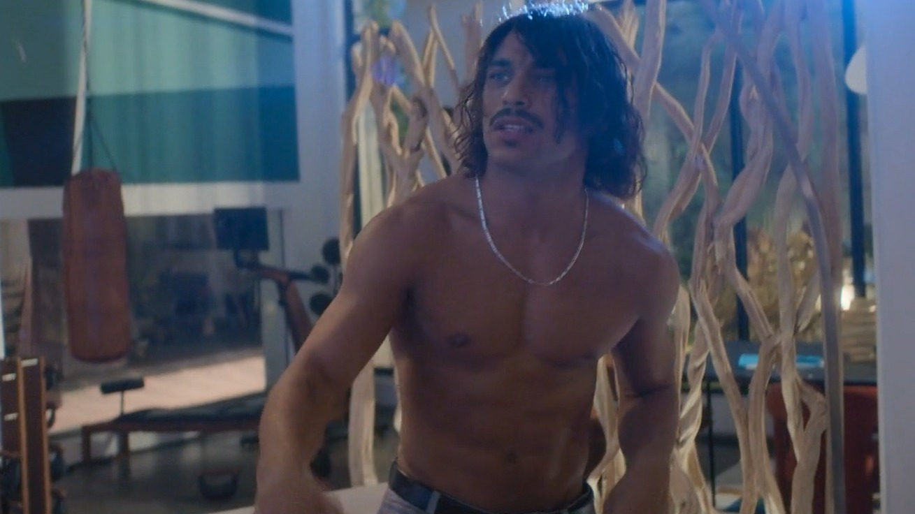 Sexiest Scenes of Youssef Bouahzizi from All-Time High. Shirtless, underwear. 77555