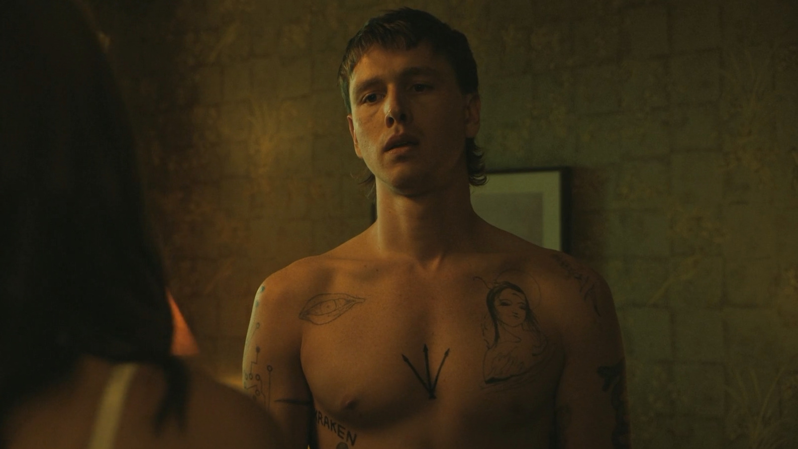 Hottest Harris Dickinson Scene in A Murder at the End of the World. Shirtless, straight. 77660