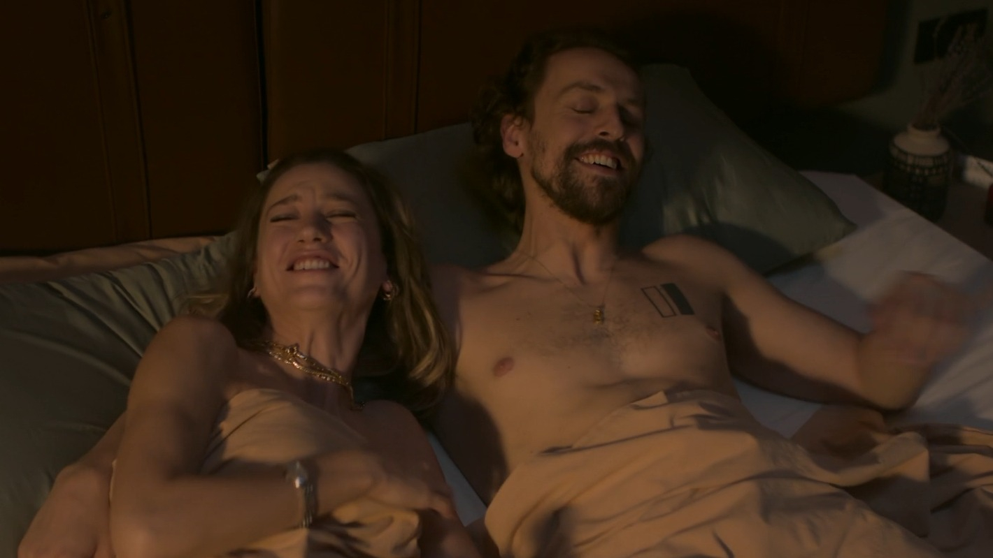 Thank You, Next's Sexiest Scenes with Metin Akdülger. Shirtless, Straight, bathing suit. 79026
