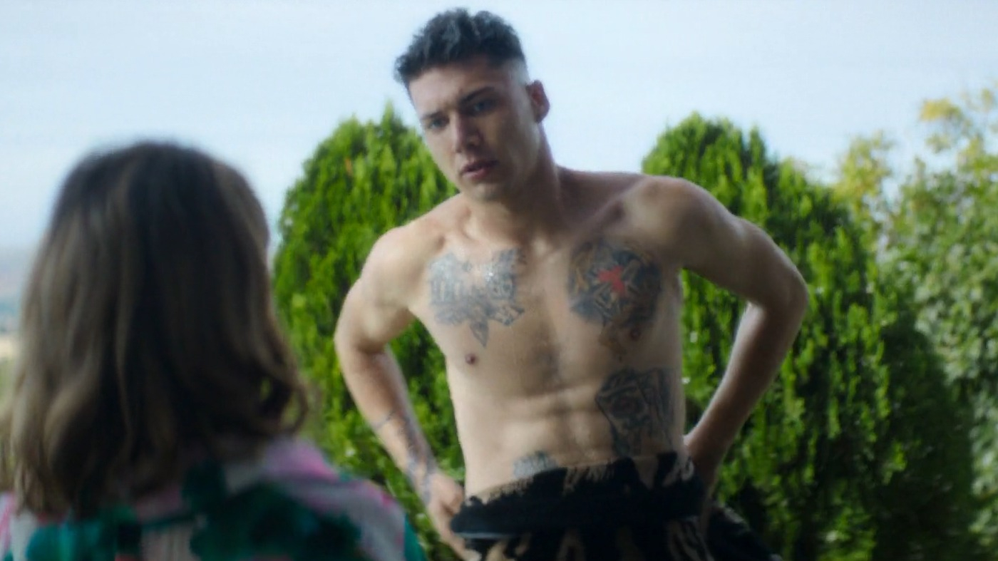 Sexiest Scenes of Diego from The Champion. Shirtless. 79559
