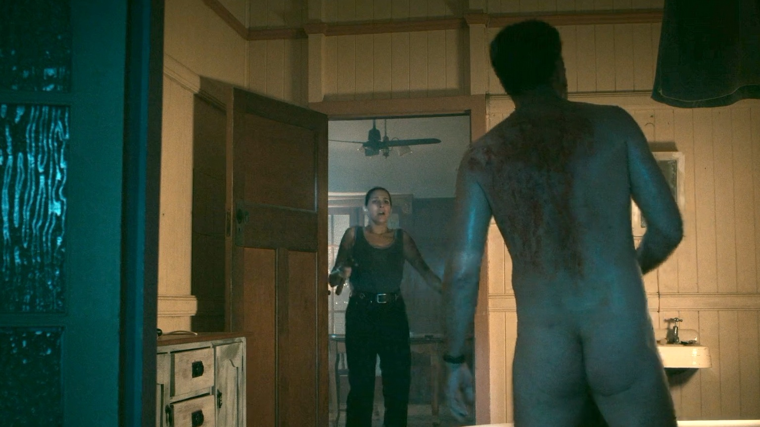 Thomas Jane Naked in Troppo. Butt, Shirtless, sexy. 79687