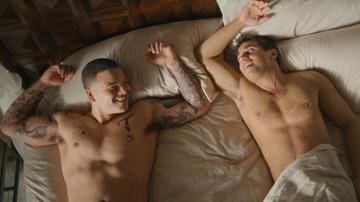 Jake Cannavale Naked in American Sports Story. Gay, Shirtless, Butt, bulge, sexy. 80401