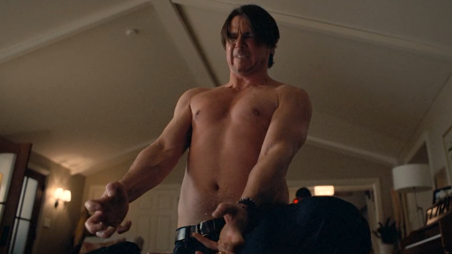 Josh Hartnett in Trap (2024) Shirtless Shirtless 80471
