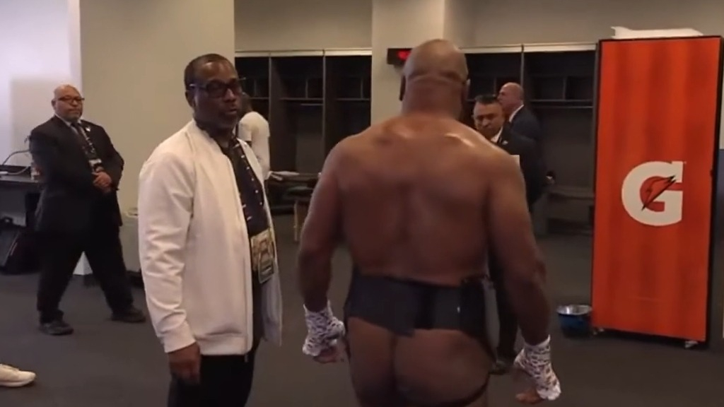 Mike Tyson Naked as Self. Butt, Shirtless. 80601